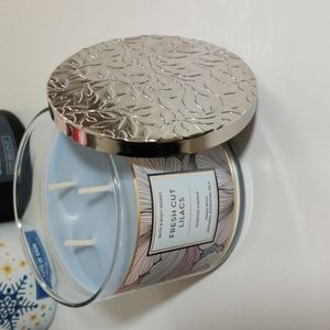 COPY 1 fresh cut lilac - Bath & body 3 wicked candles